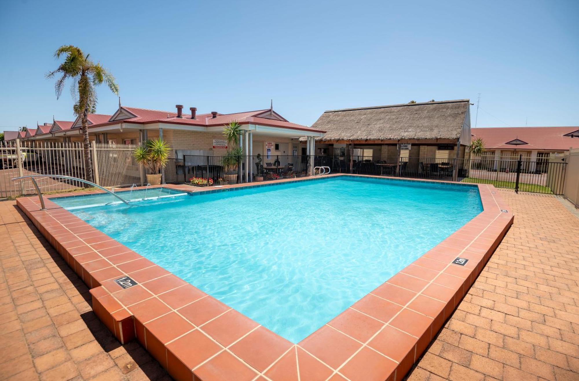 Bunbury Motel And Apartments Екстериор снимка