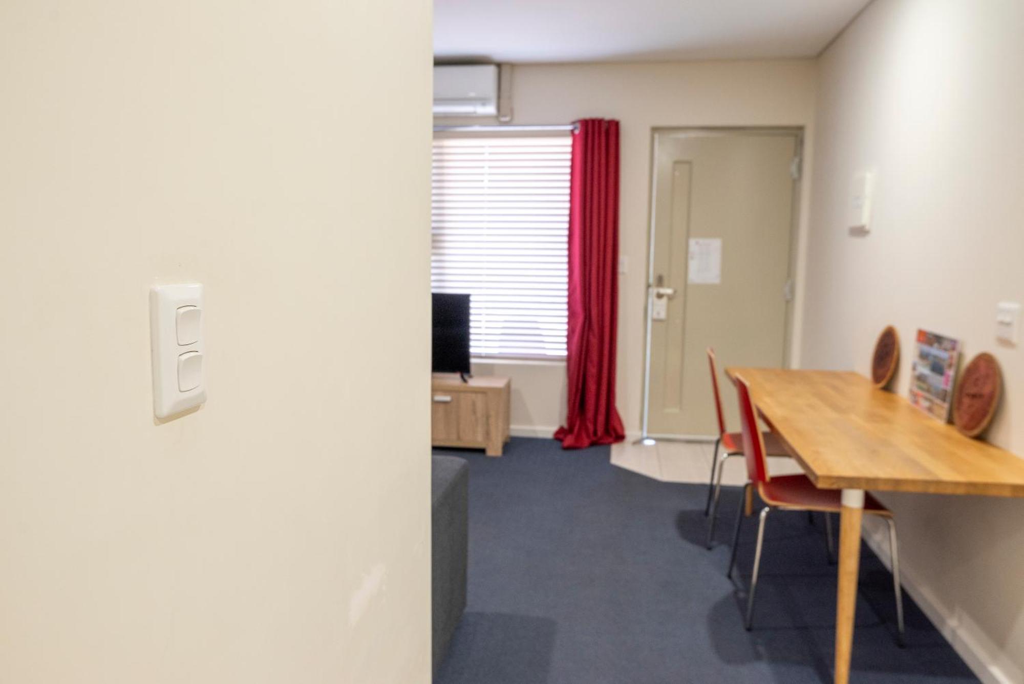 Bunbury Motel And Apartments Екстериор снимка