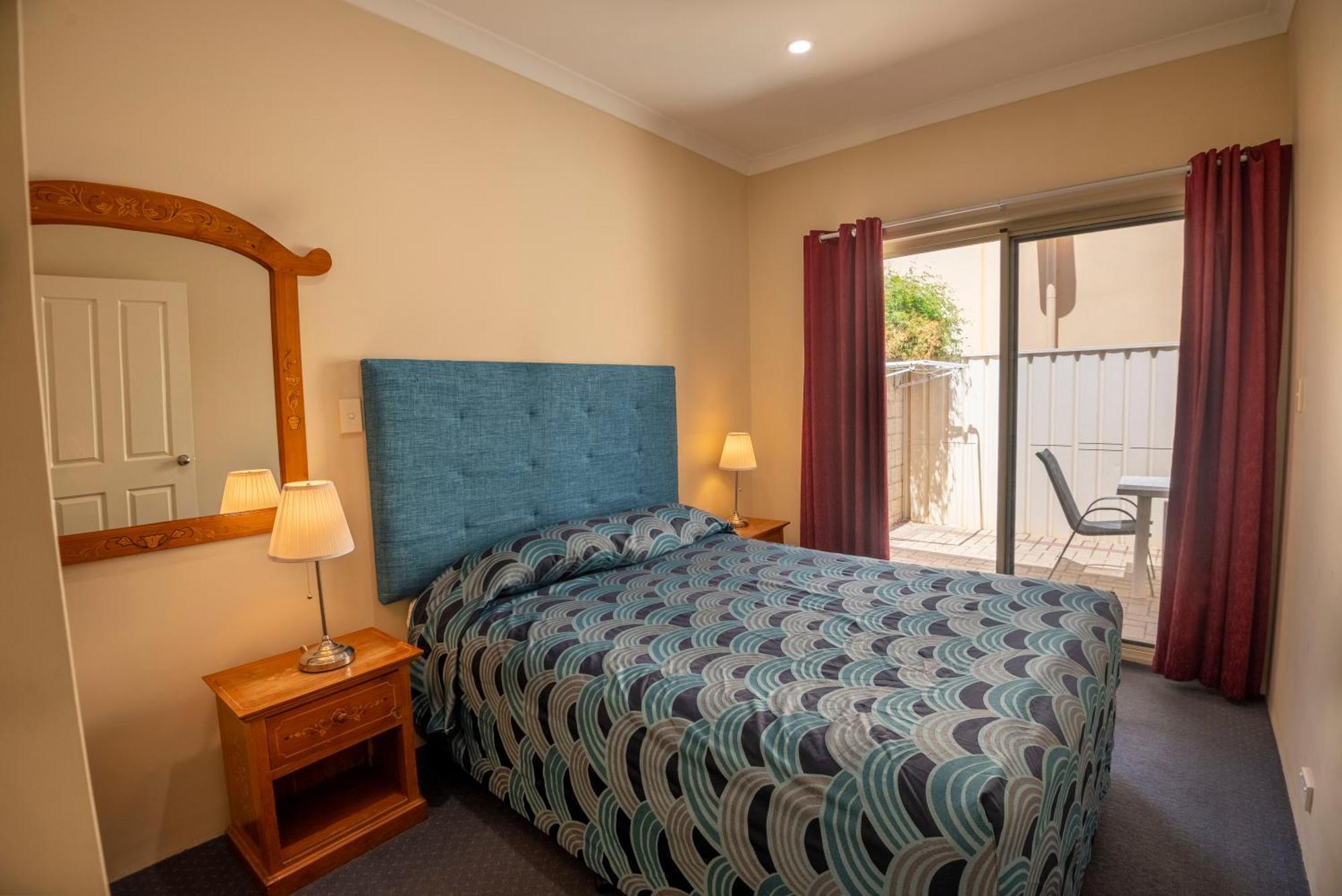 Bunbury Motel And Apartments Екстериор снимка