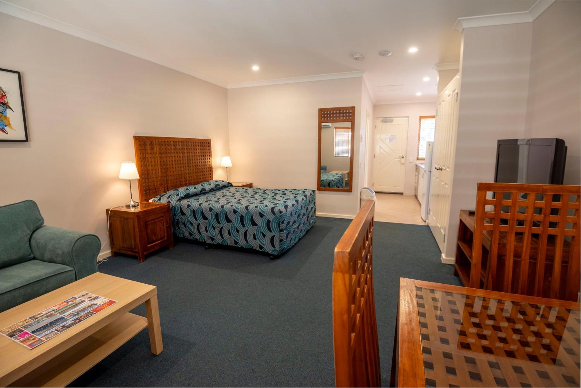 Bunbury Motel And Apartments Екстериор снимка